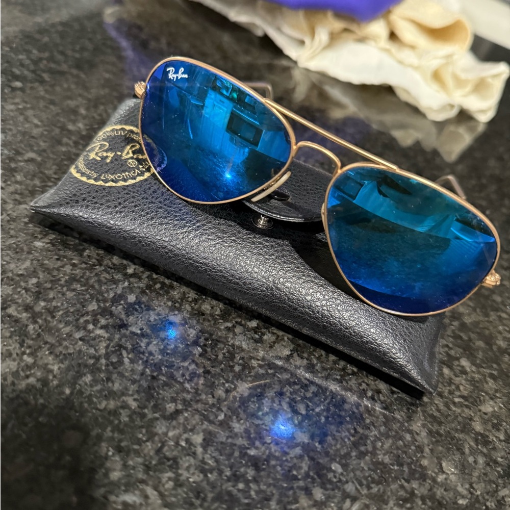 Ray-Ban Gold Frame Sunglasses with Reflective Blue Lenses